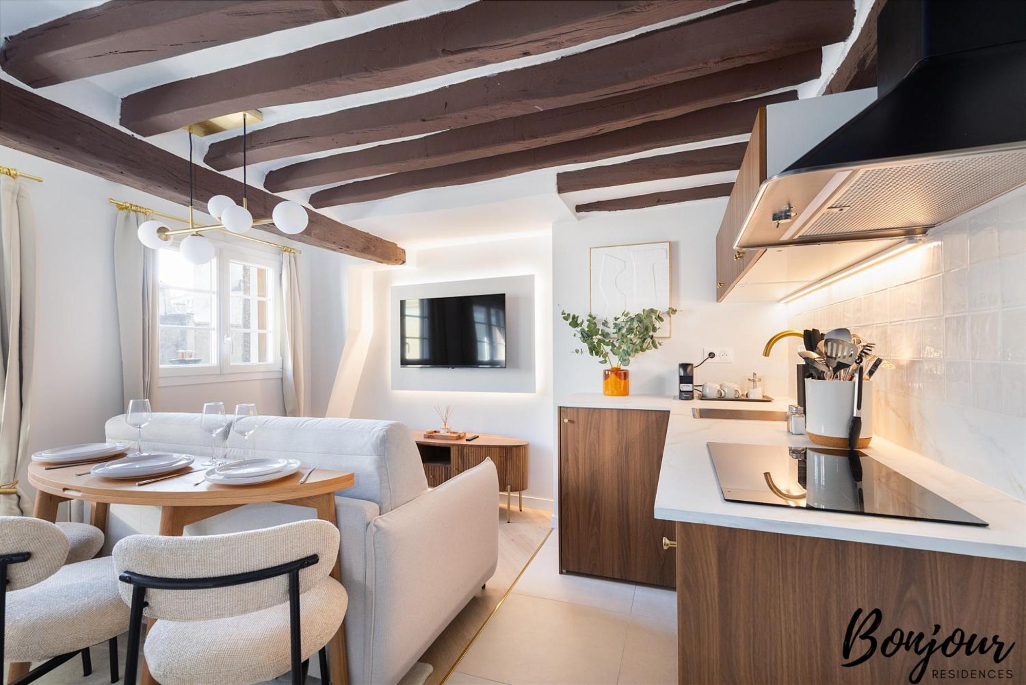 Super - Marais Luxury One-bedroom - Free Parking * Parigi