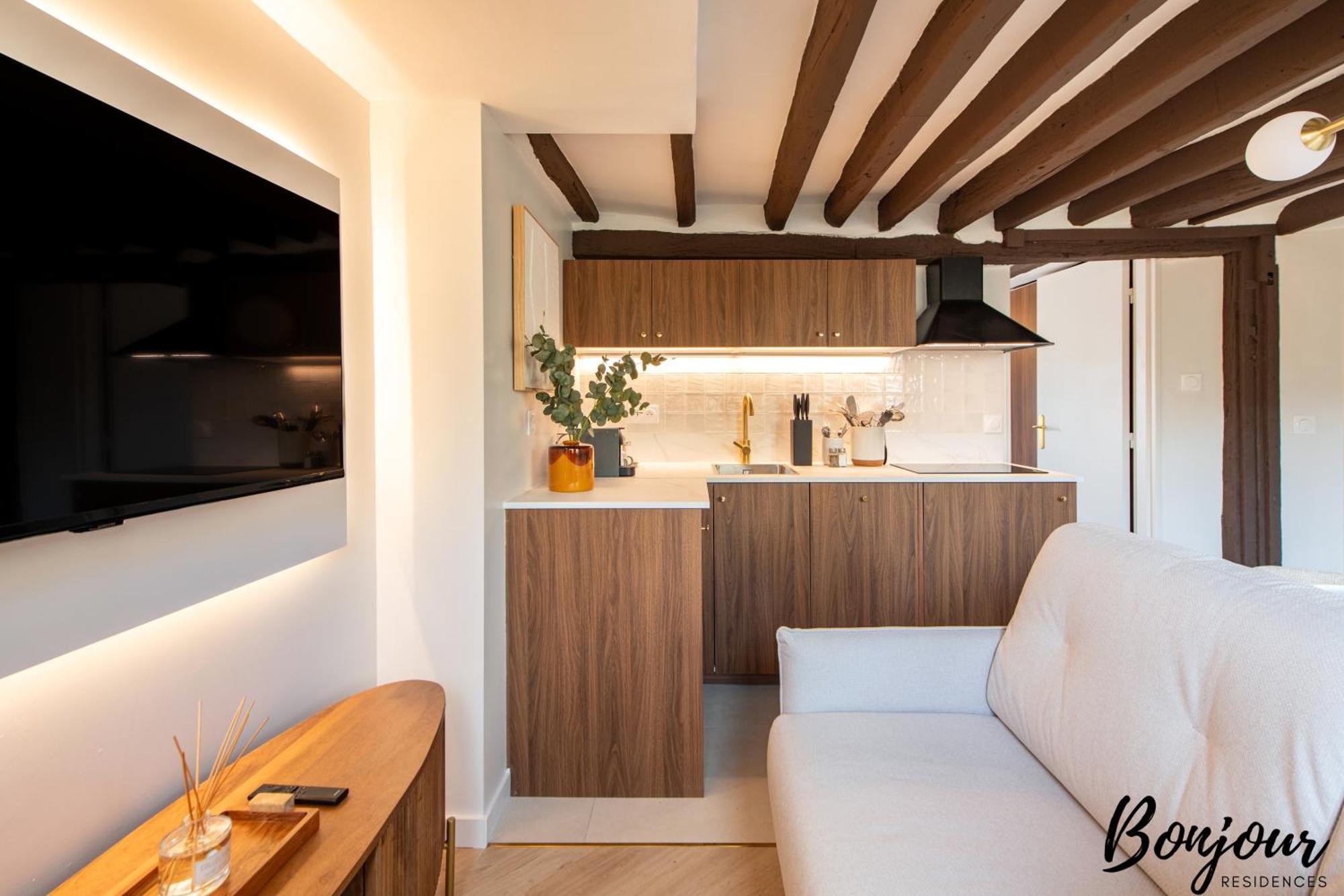 Super - Marais Designer One-bedroom - Free Parking Paris